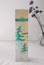 Load image into Gallery viewer, Floré Canadian Incense - Canadian Forest Sticks